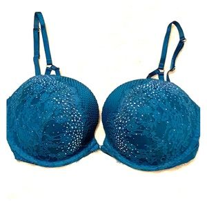 Victoria Secret Very Sexy push-up